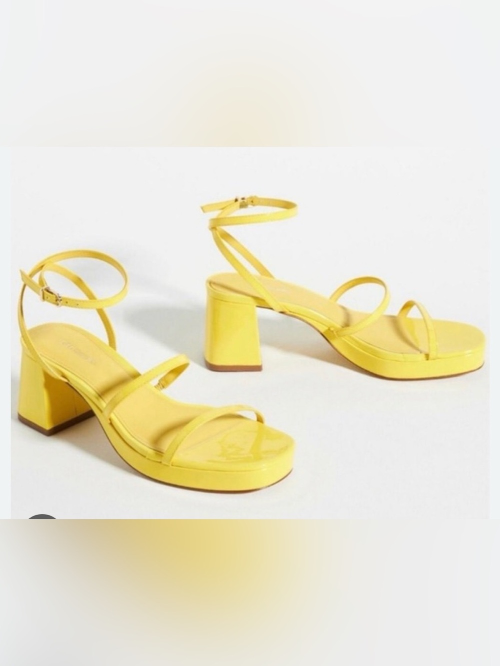 Larroude Gio sandals 8.5 yellow patent leather
